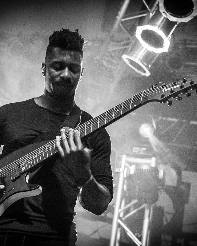 Tosin Abasi performing live
