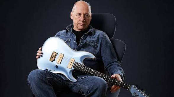 Mark Knopfler at 77: Why Playing the Right Notes Still Won't Make You Sound Like Him