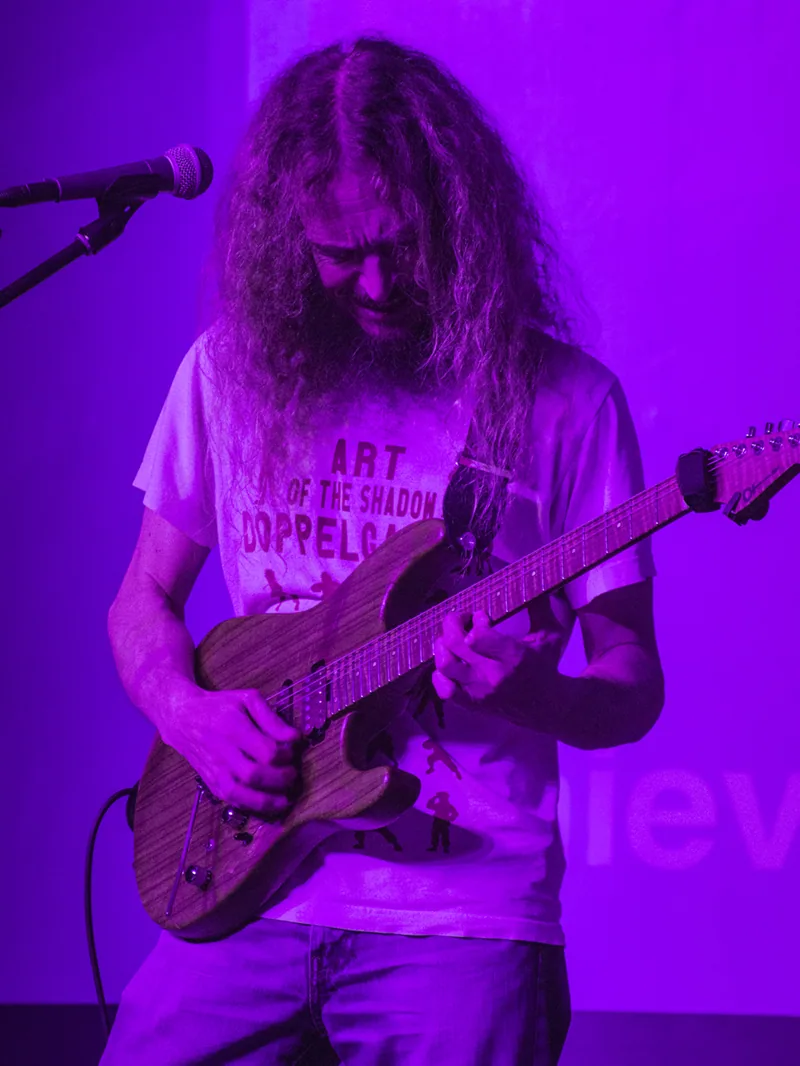 Guthrie Govan performing live