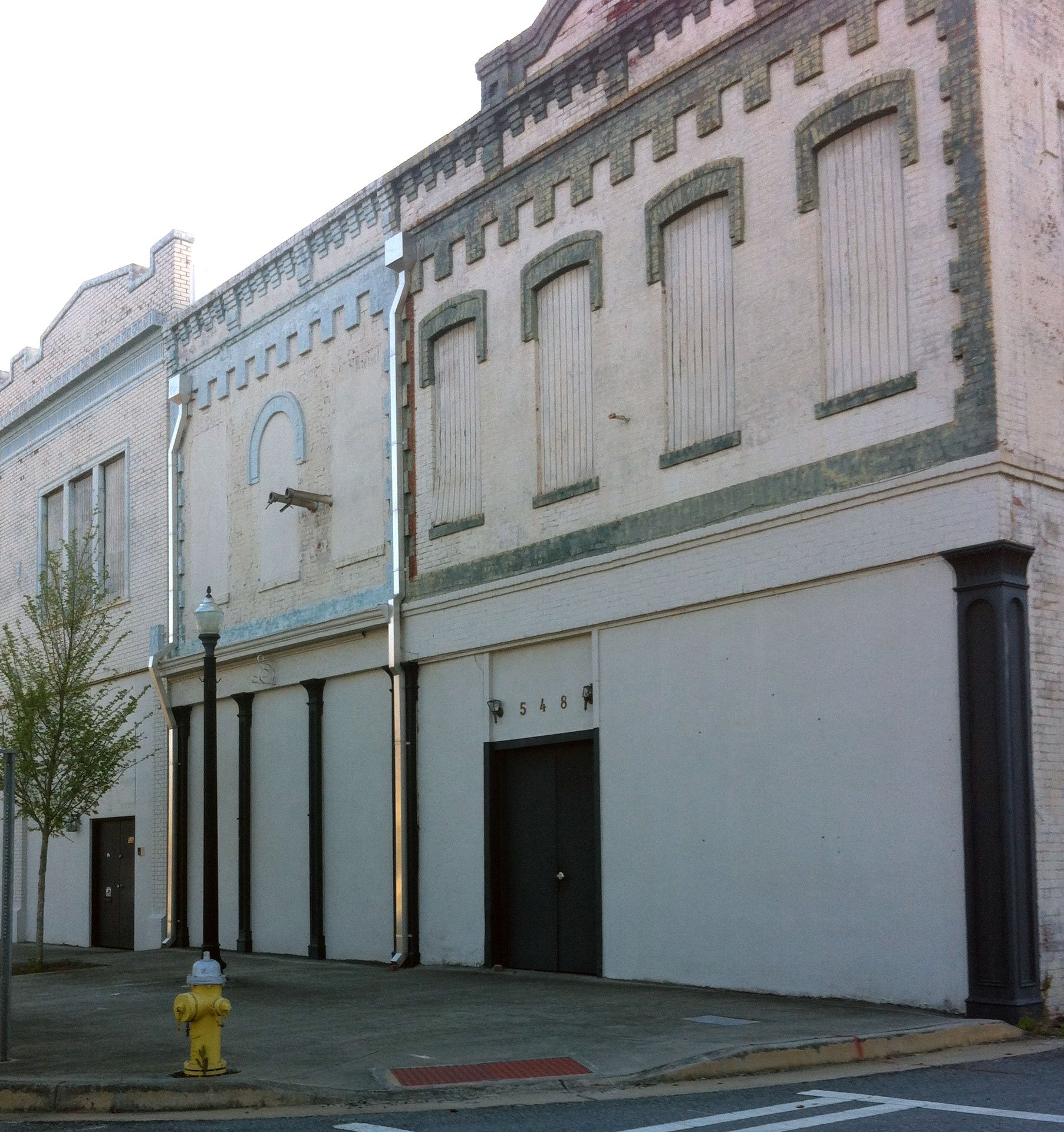 The former Capricorn Sound Studios building in Macon, Georgia, photographed in 2014. Gaines recorded there in 1975.