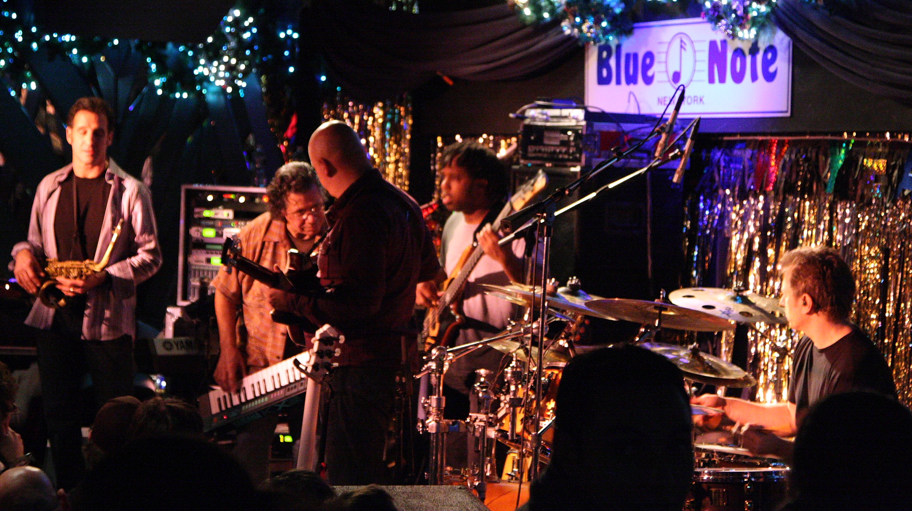 The Chick Corea Elektric Band at the Blue Note in New York, December 26, 2007. From left: Eric Marienthal, Chick Corea, Frank Gambale, Victor Wooten and Dave Weckl.