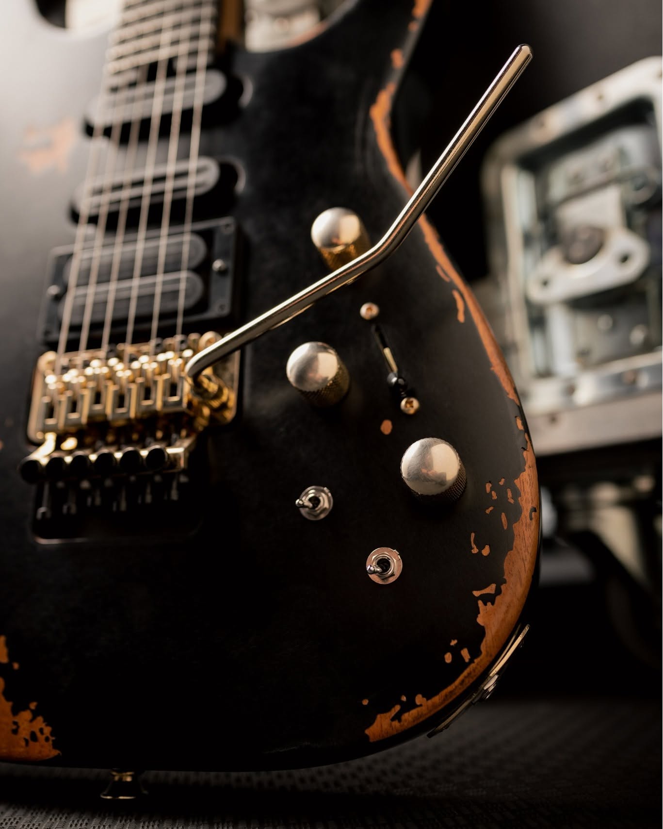 PC1-E Sustainer controls, Intensity knobs, and mini-toggle switches