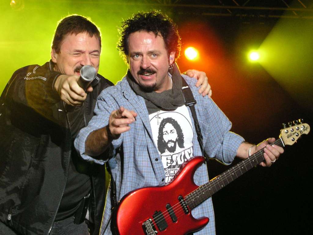 Steve Lukather, right, with Bobby Kimball at Varus Open Air, Osnabrück, June 2004