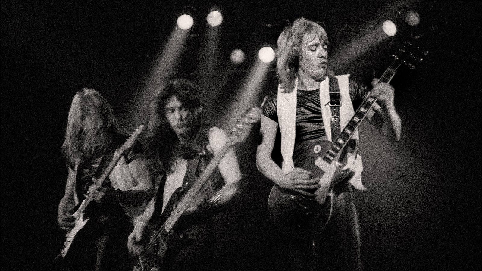 The 15 Best '80s Metal Guitarists of All Time