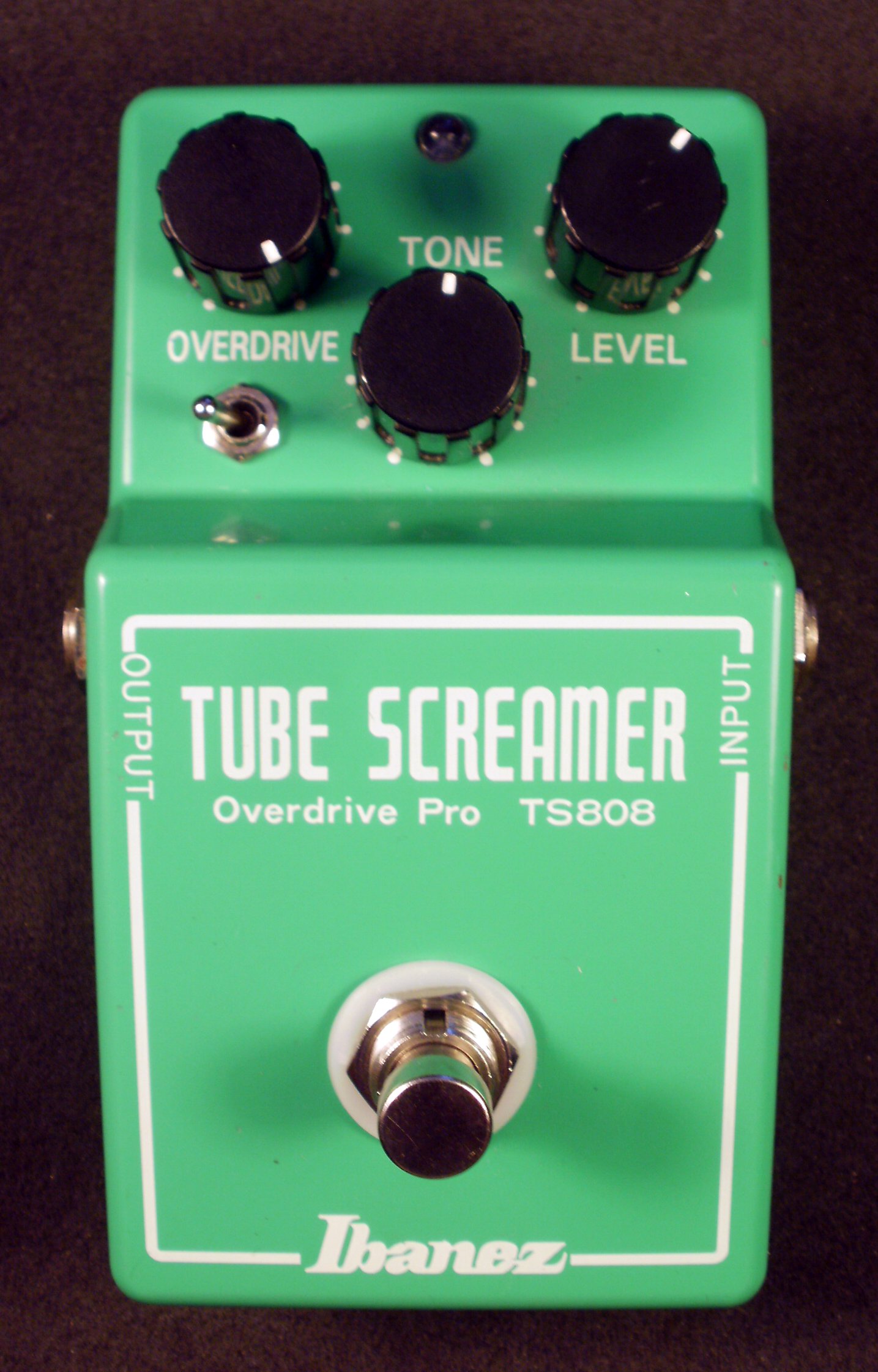 A TS808-style Tube Screamer Overdrive Pro with a true-bypass mod, a tone mod, and a brighter LED. Modding these pedals became an industry of its own.