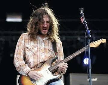 Why John Frusciante's Tone Is Harder to Copy Than You Think