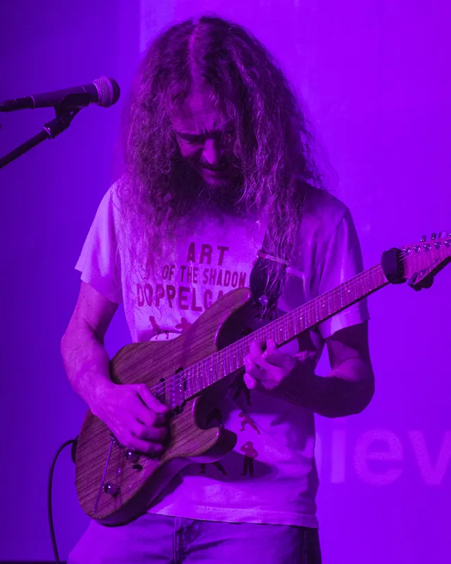 Guthrie Govan performing live