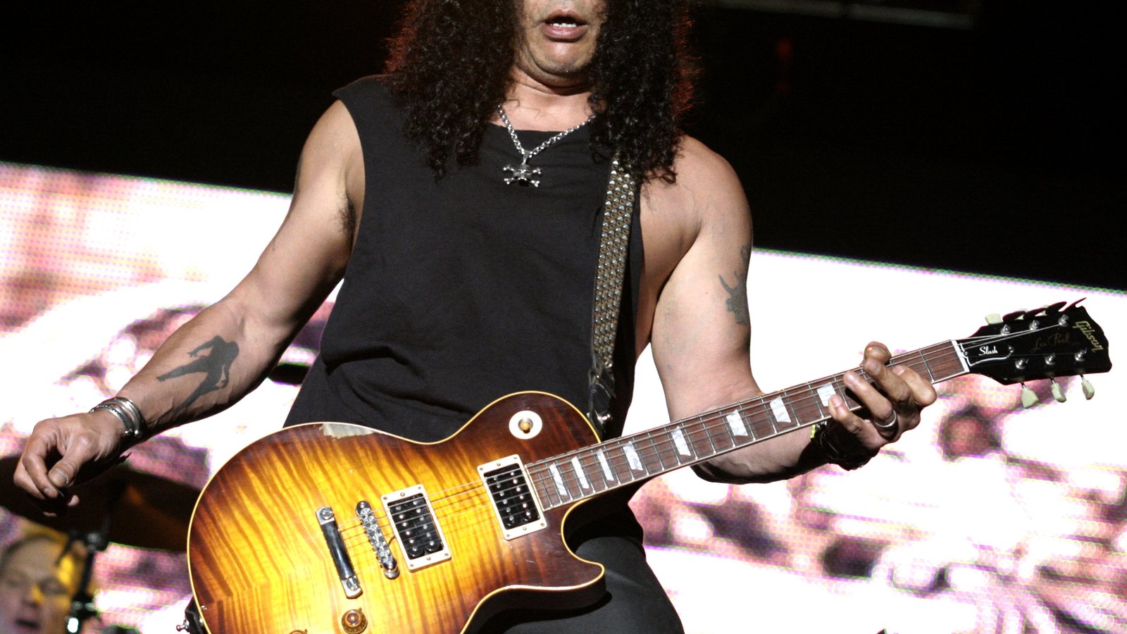 Tone Decoded: How Slash Created One of Rock's Most Iconic Guitar Tones
