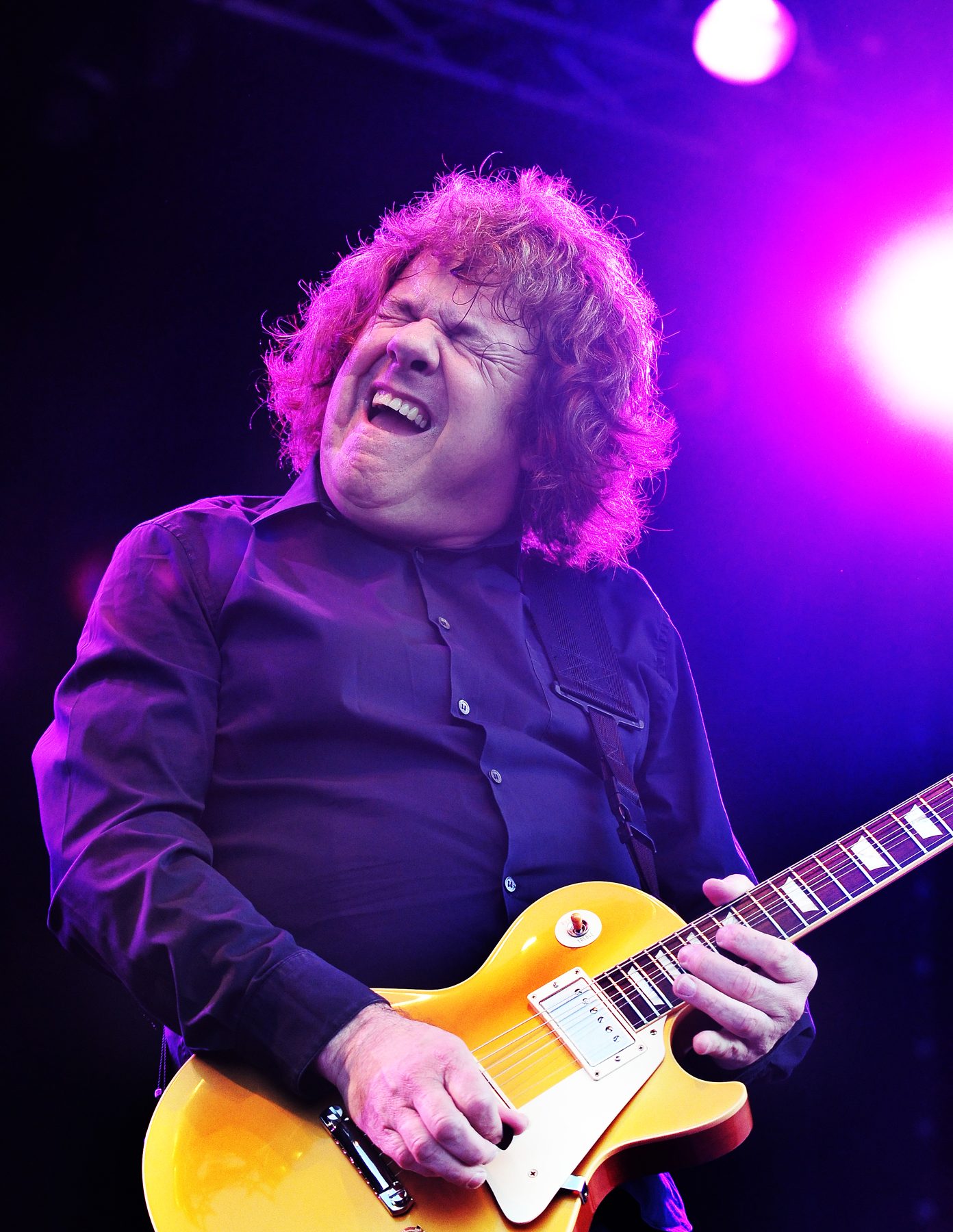 Why Gary Moore Was One of the Most Emotional Guitarists Ever